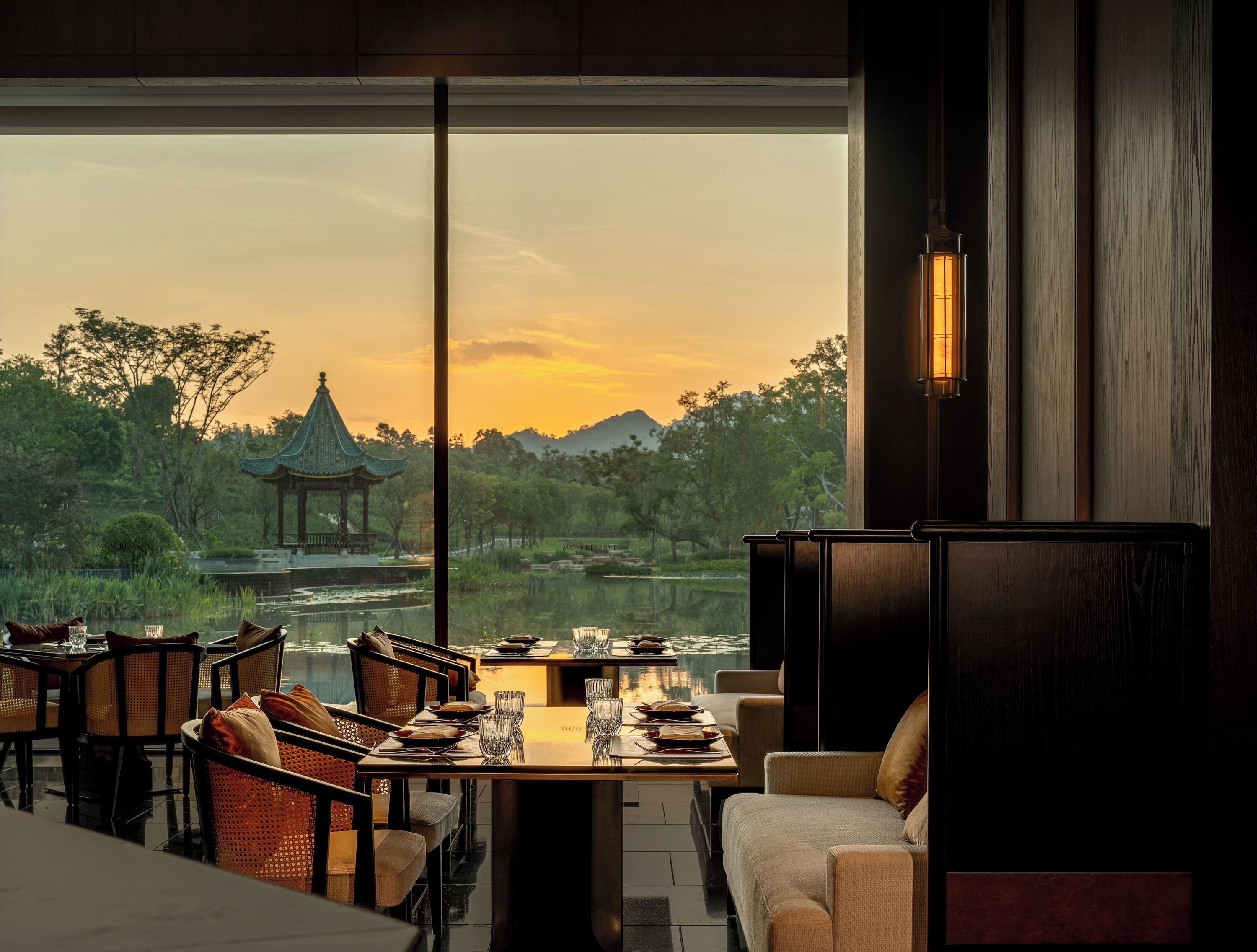 Daily buffet breakfast for a fee