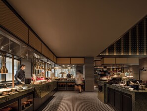 Desayuno buffet todos los días (con cargo)