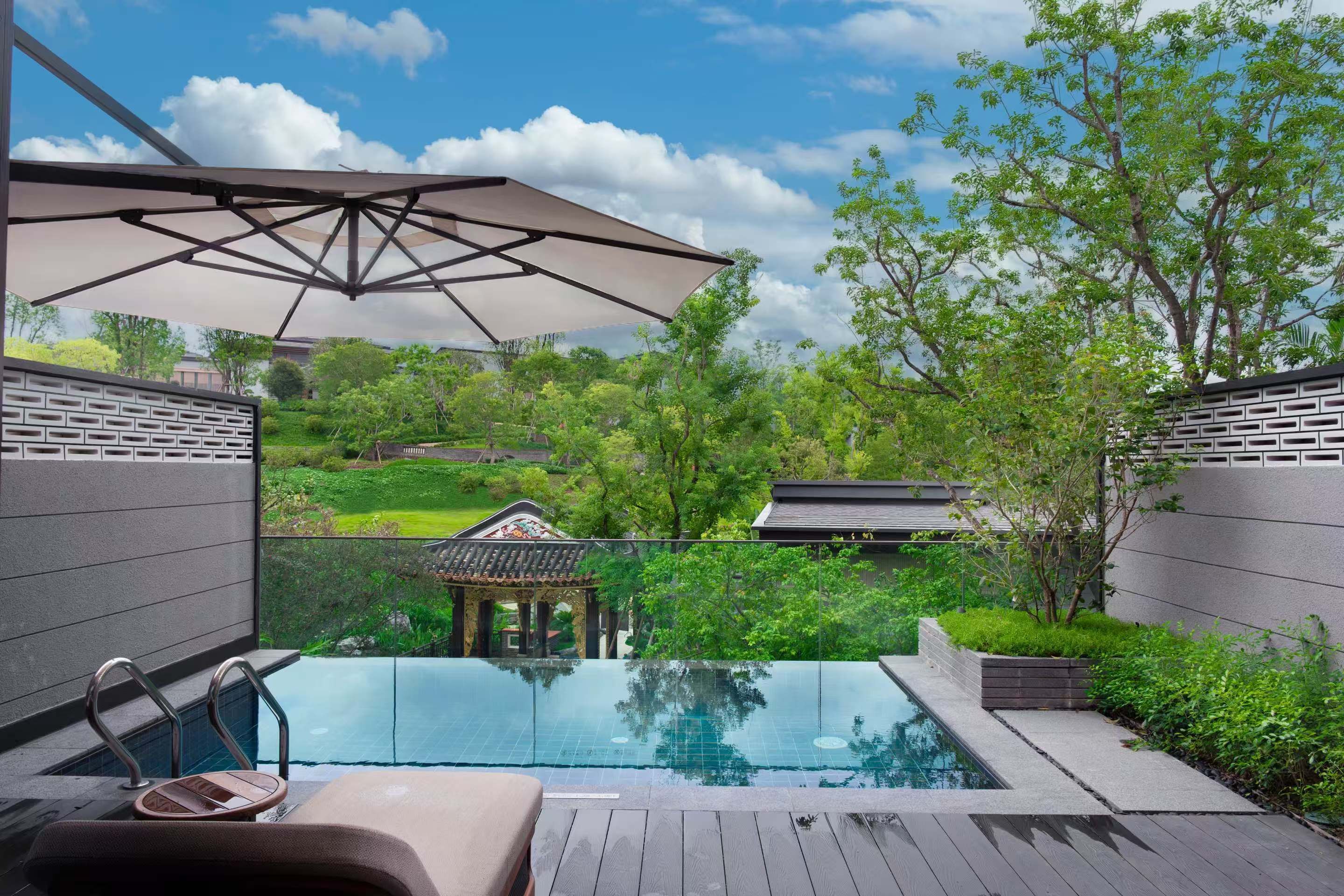 Luxury Villa, 1 King Bed, Private Pool, Partial Lake View | Terrace/patio