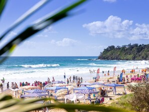 Beach nearby - Boardrider Beach House at Mount Coolum (Mount Coolum)
