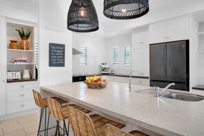 Fridge, microwave, oven, stovetop - Boardrider Beach House at Mount Coolum (Mount Coolum)