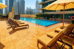 Pool - Luxury Marina View 2BR | Stay For 6 (Dubai)