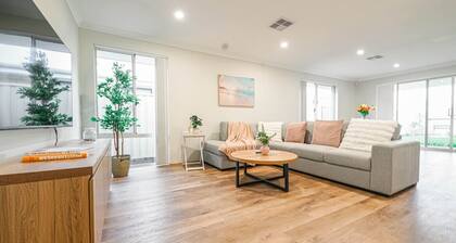 StayAU Pet-friendly Family`s Perfect Beach Getaway