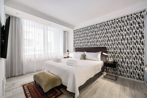 Apartamento, vista parcial para o mar | Wi-Fi de cortesia