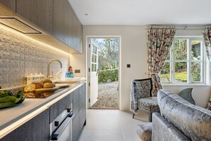 House | 6 bilik tidur 