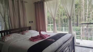 Habitación Deluxe, balcón, vista a la colina | Balcón