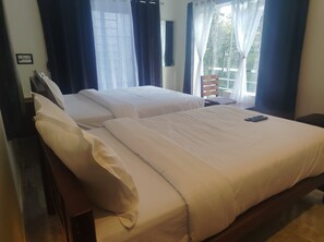 Deluxe Room, Balcony, Hill View | Desk, free WiFi - BKP Jungle Resorts (Yercaud)