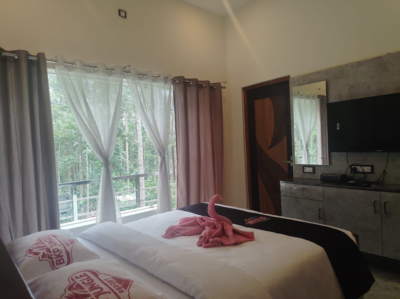 Rom – standard, balkong | Skrivebord og wi-fi (inkludert)