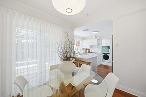 Dining - Luxe Townhouse Retreat (Glenelg North)