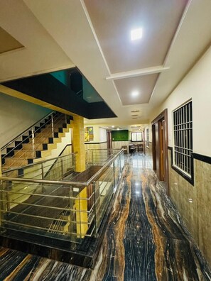 Interior - Hotel A1 (Morshi)