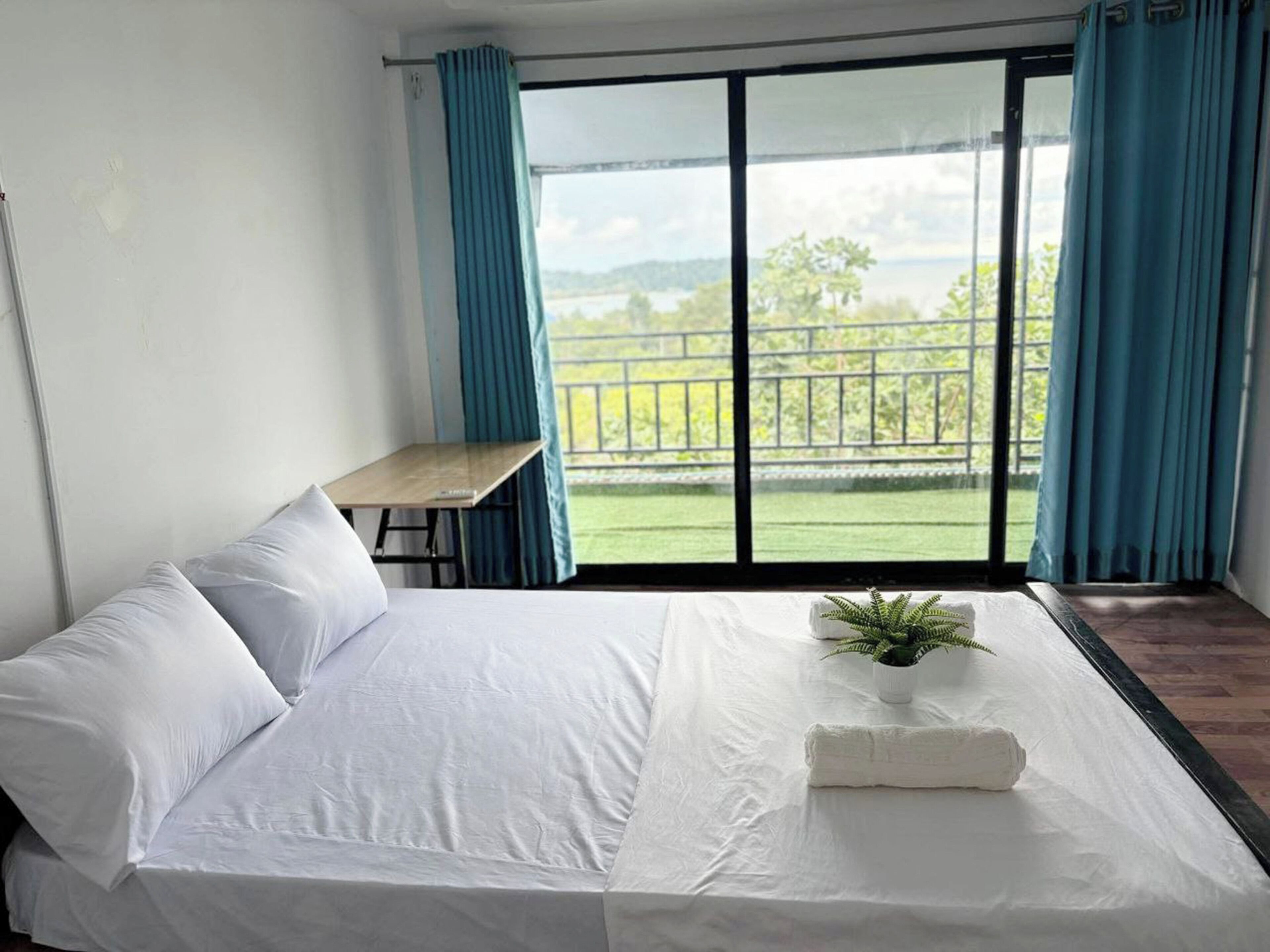 Basic Room, Sea View | Free WiFi