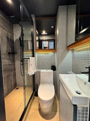 Bathroom - Loft Studio in Oootopia Tai Kok Tsui (Tai Kok Tsui)