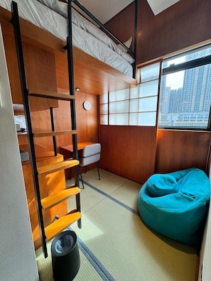 Room - Loft Studio in Oootopia Tai Kok Tsui (Tai Kok Tsui)