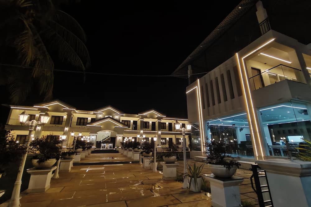 Royal Garden Beach Resort