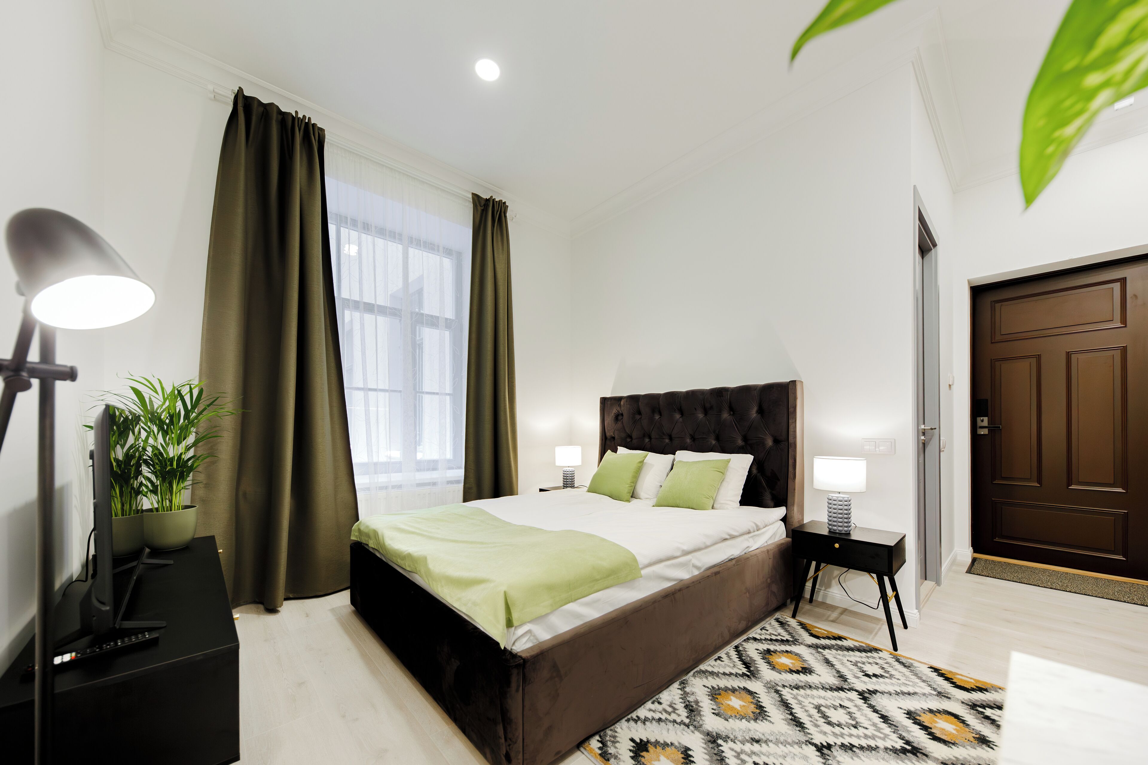 熨斗/熨衣板、免费 WiFi、床单