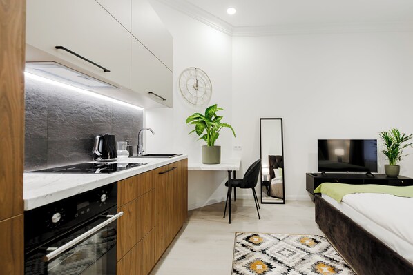 مكواة/لوح كي وواي فاي مجانًا وملاءات أسرّة