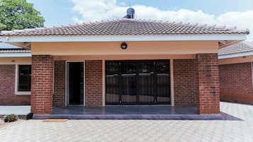 House, 3 Bedrooms, Accessible | Exterior