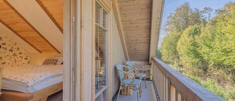 Perhestudio (Vila Trate Škedenj 1) | Parveke