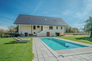 Piscina stagionale all'aperto