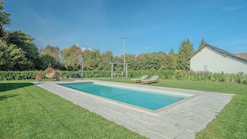 Seasonal outdoor pool