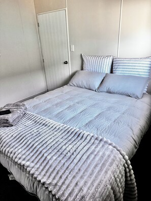 Room - Bobby’s Batch - Pet Friendly (Haast)