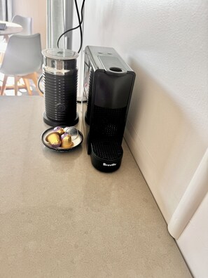 Coffee and/or coffee maker - Bobby’s Batch - Pet Friendly (Haast)