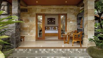 Fachada de la propiedad