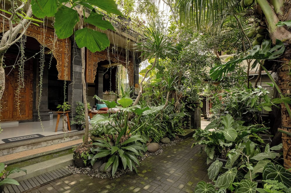 Togog Polos Ubud House