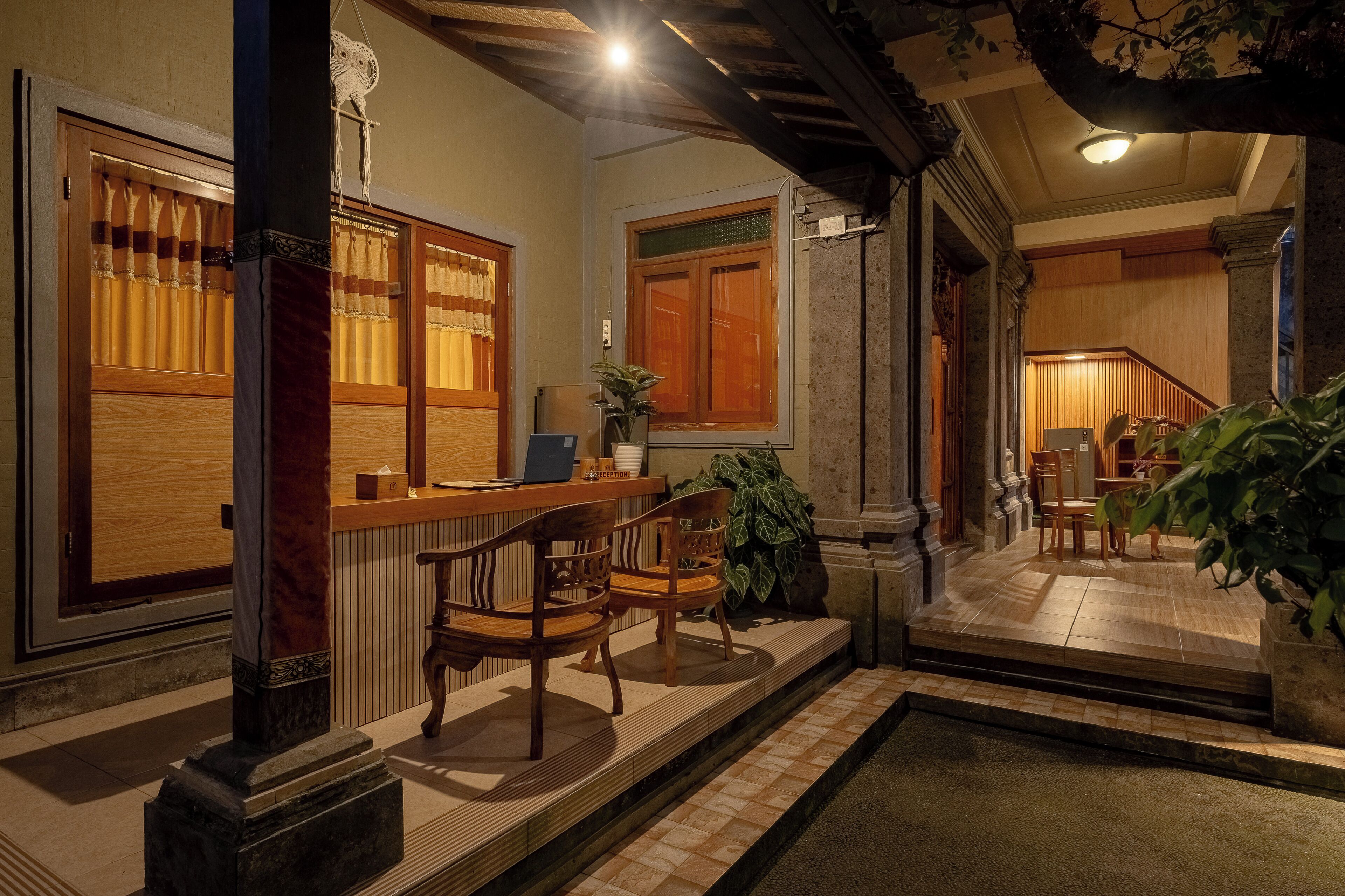 Front of property - evening/night