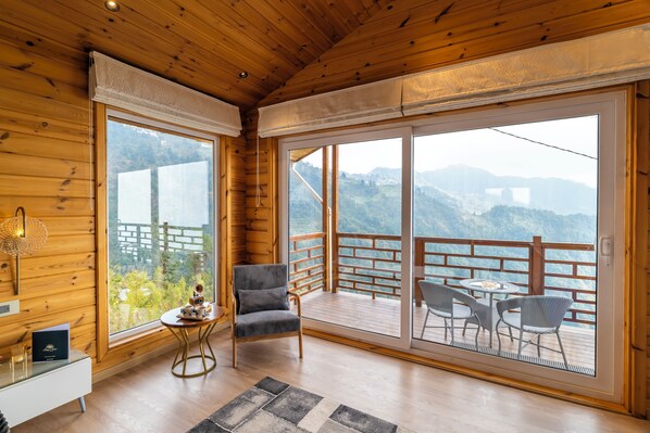 Iron/ironing board, free WiFi, bed sheets - Soul Storries (Mussoorie)