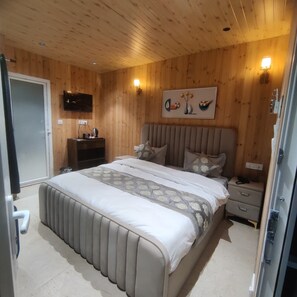 Room - Shiku Glamping Stays (Dhanaulti)