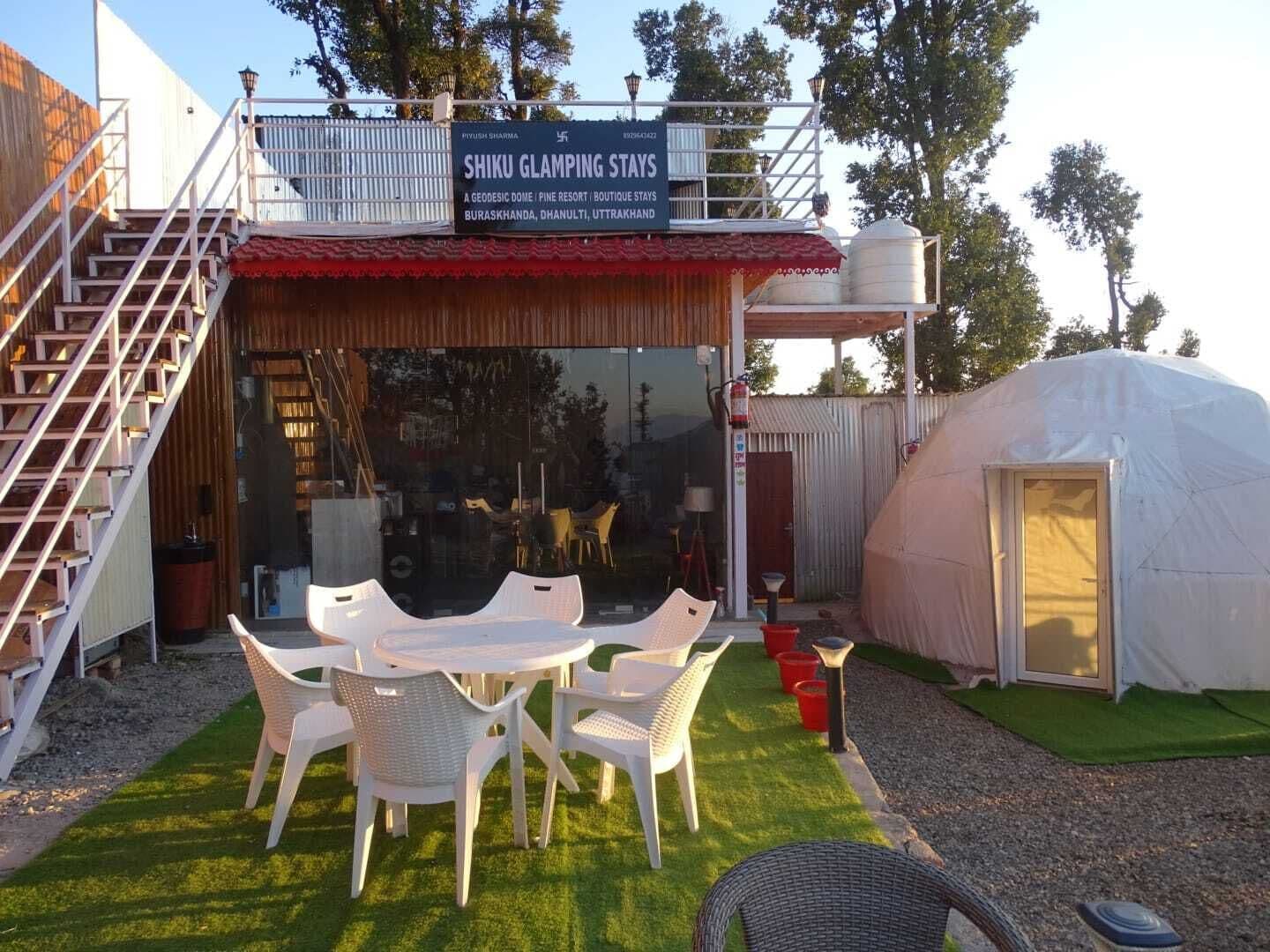 Luksustelttamajoitus