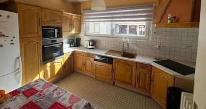 Spacious and bright apartment close to the center of Strasbourg