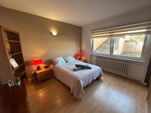 Spacious and bright apartment close to the center of Strasbourg