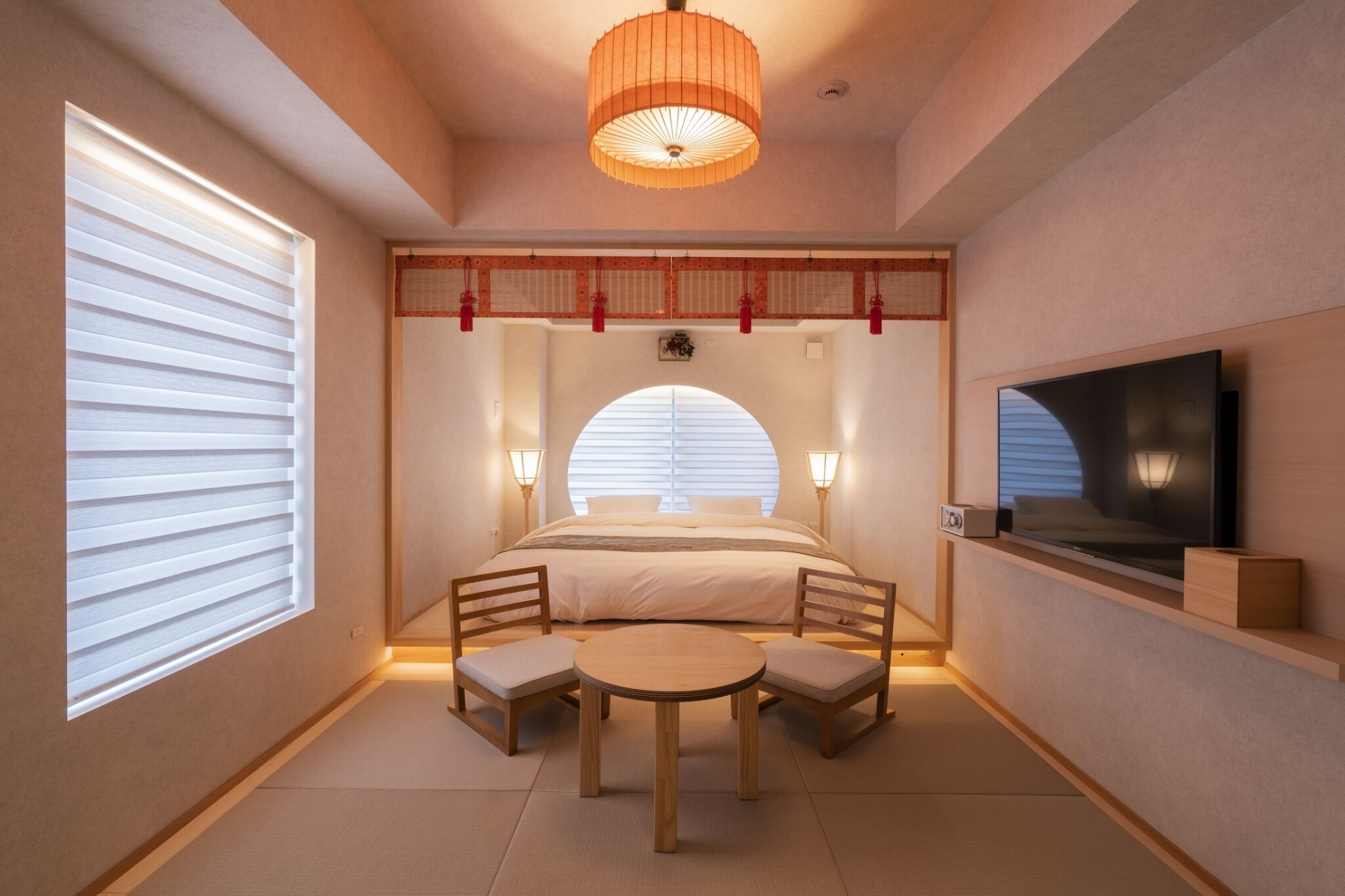 Grand Double Room, Multiple Beds | Free WiFi, bed sheets