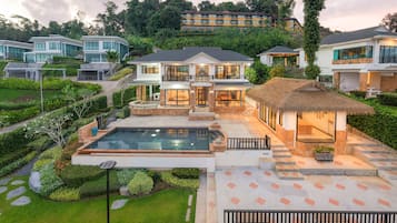 Bagian depan properti
