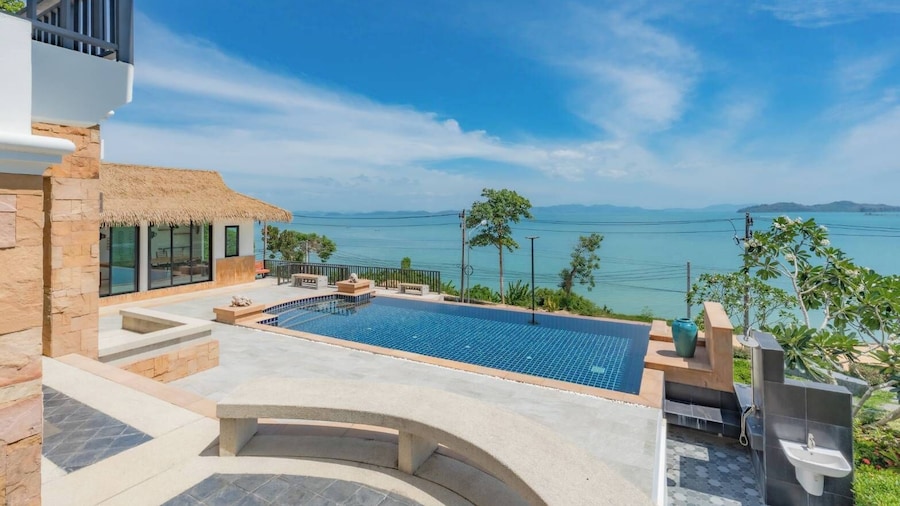 Golden Horizon Villa