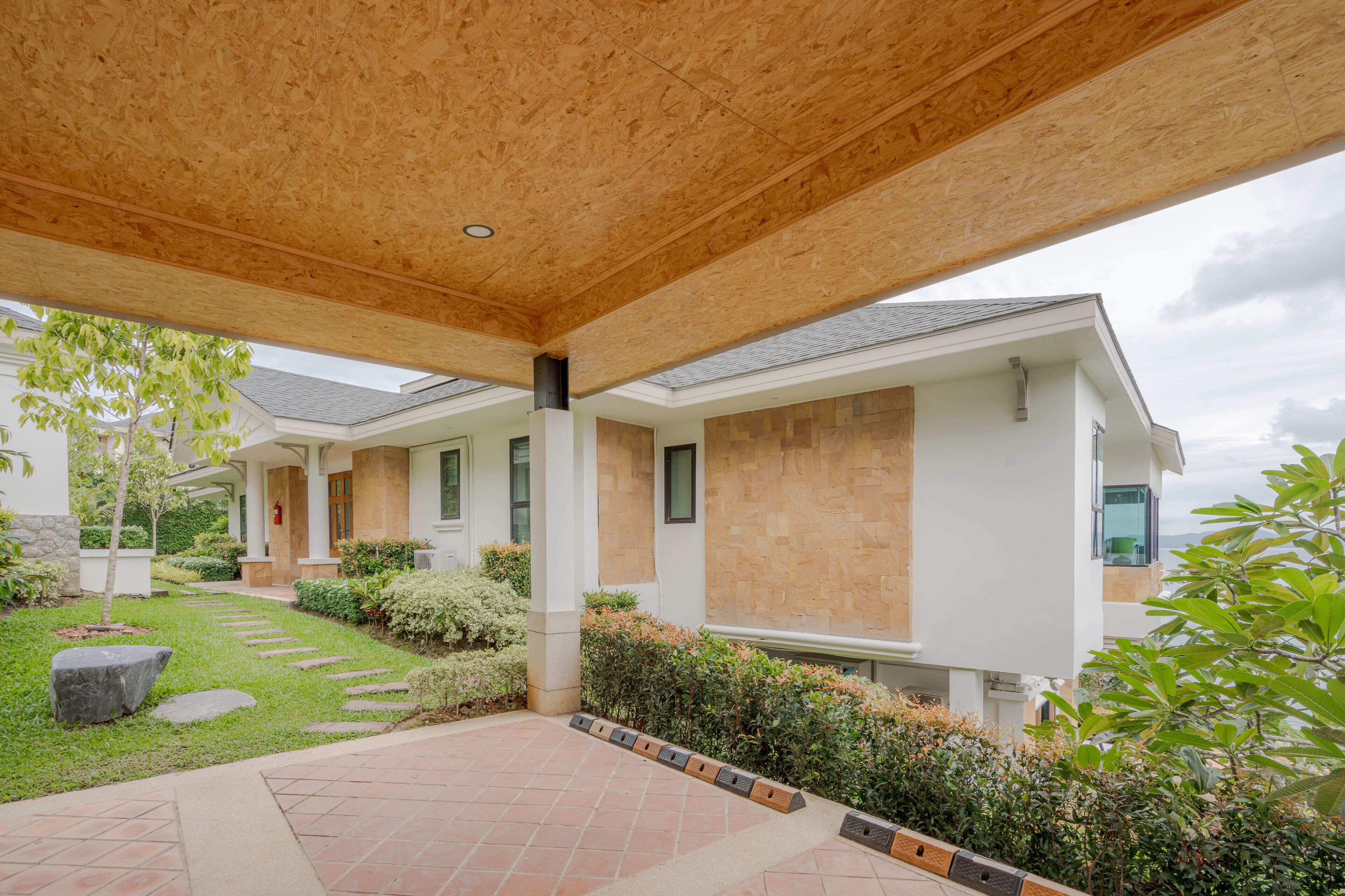 Villa (702) | Hageutsikt