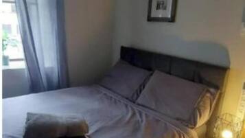 House, 4 Bedrooms, Smoking, Patio