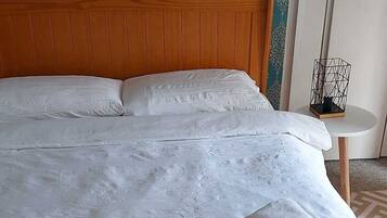 House, 4 Bedrooms, Smoking, Patio