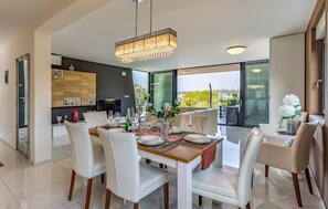 Dining - Cozy apartment in Pula (Pula)