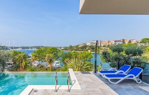 Pool - Cozy apartment in Pula (Pula)