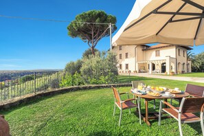 Family Apartment, Multiple Bedrooms, Mountainside (Great View Dependance Pool&Relax) | Outdoor dining - Amazing View Laporecchio Hills (Lamporecchio)