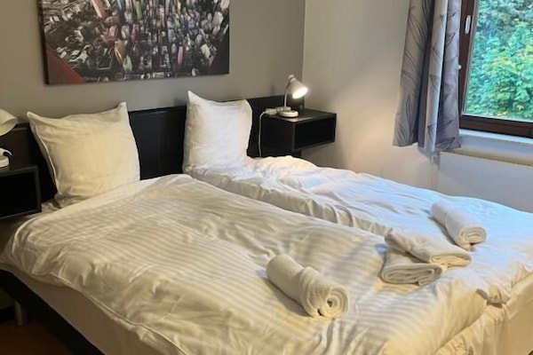 Tabla de planchar con plancha y wifi gratis