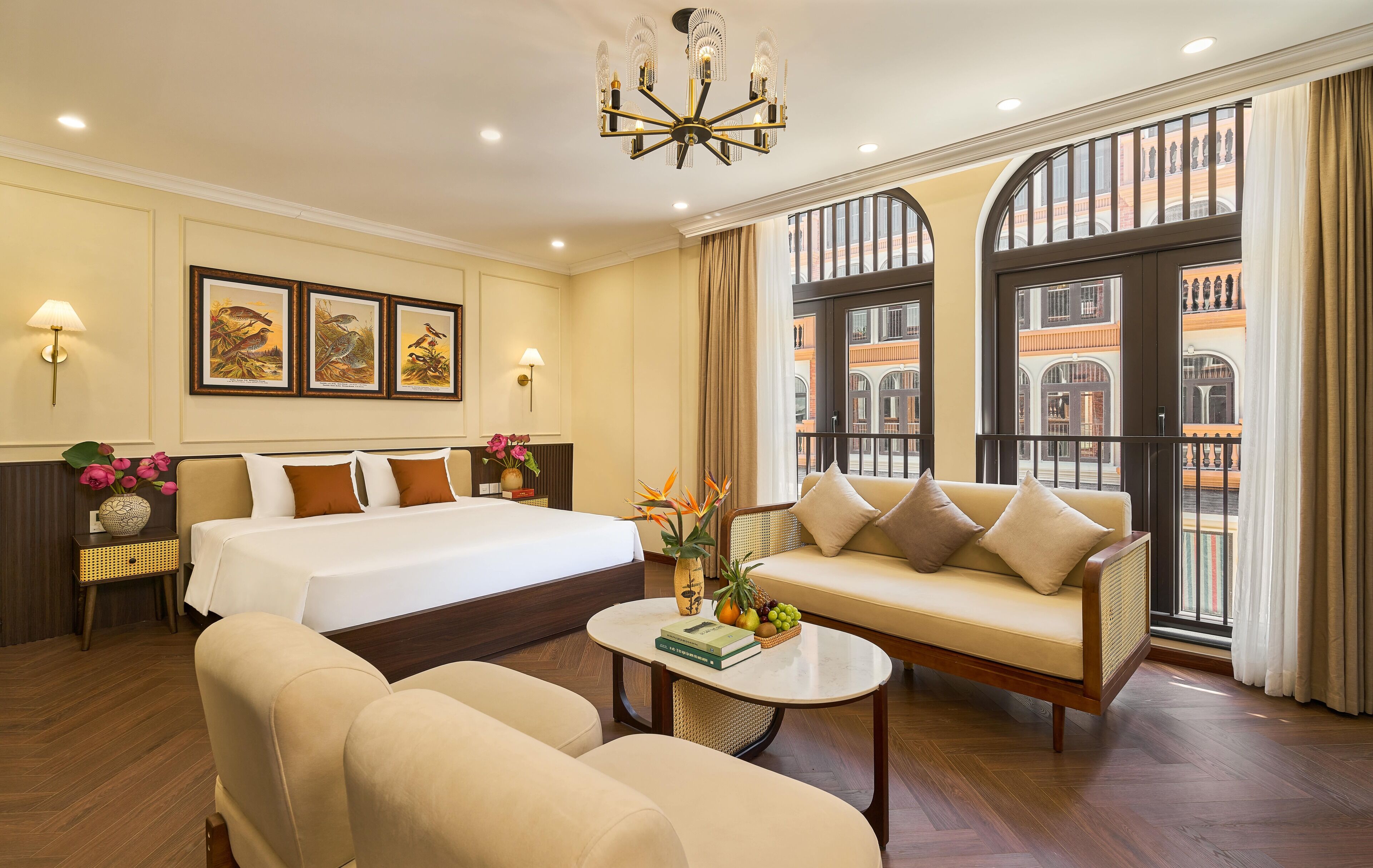 Blackout curtains, soundproofing, iron/ironing board, free WiFi