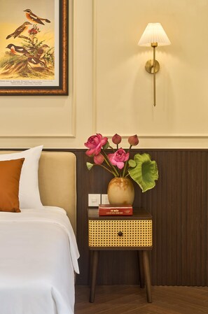 Blackout curtains, soundproofing, iron/ironing board, free WiFi - Lumiere Boutique Vy Da (Vy Da)