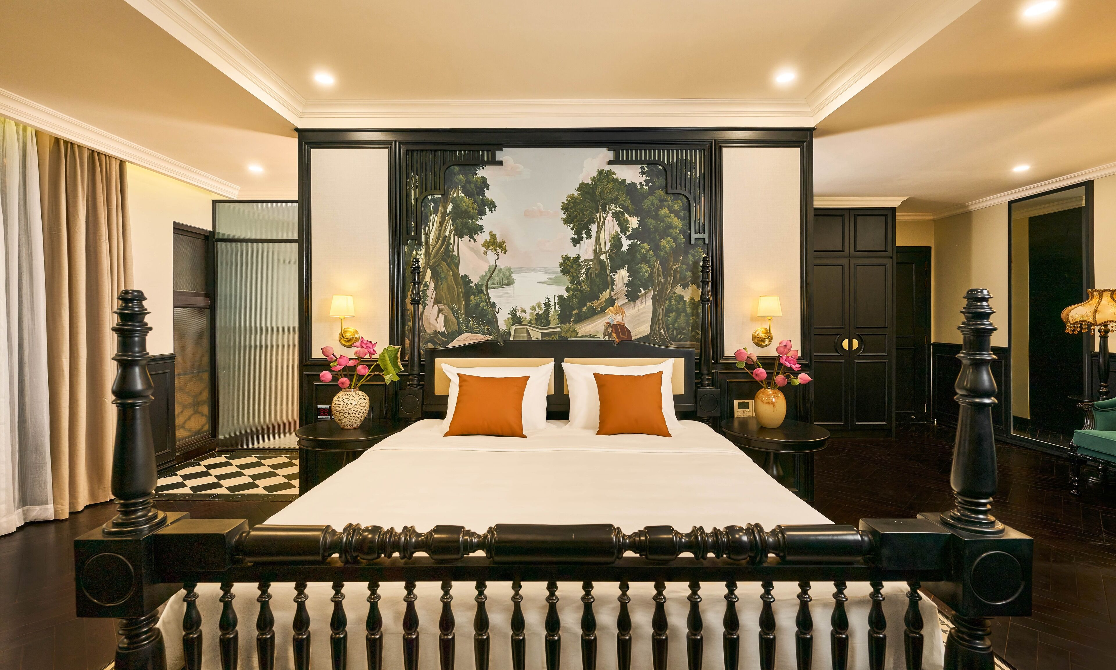 Luxury Double or Twin Room, Balcony, City View | Blackout curtains, soundproofing, iron/ironing board, free WiFi