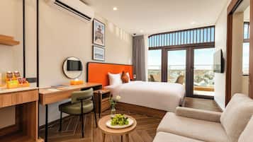 Luxury Double or Twin Room, Balcony, City View | Blackout curtains, soundproofing, iron/ironing board, free WiFi