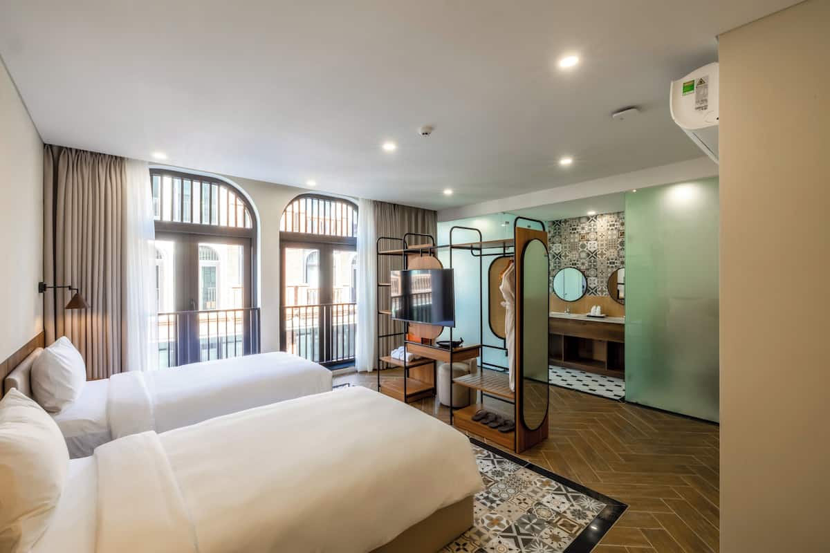 Superior Double or Twin Room | Blackout drapes, soundproofing, iron/ironing board, free WiFi