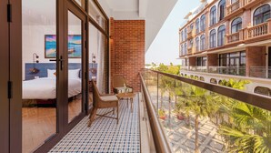 Balcony - Lumiere Boutique Vy Da (Hue)